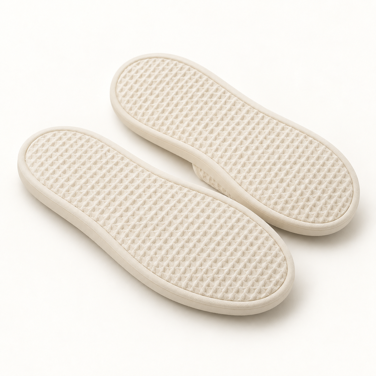 Hydro Closed-Toe Honeycomb Slipper — sole
