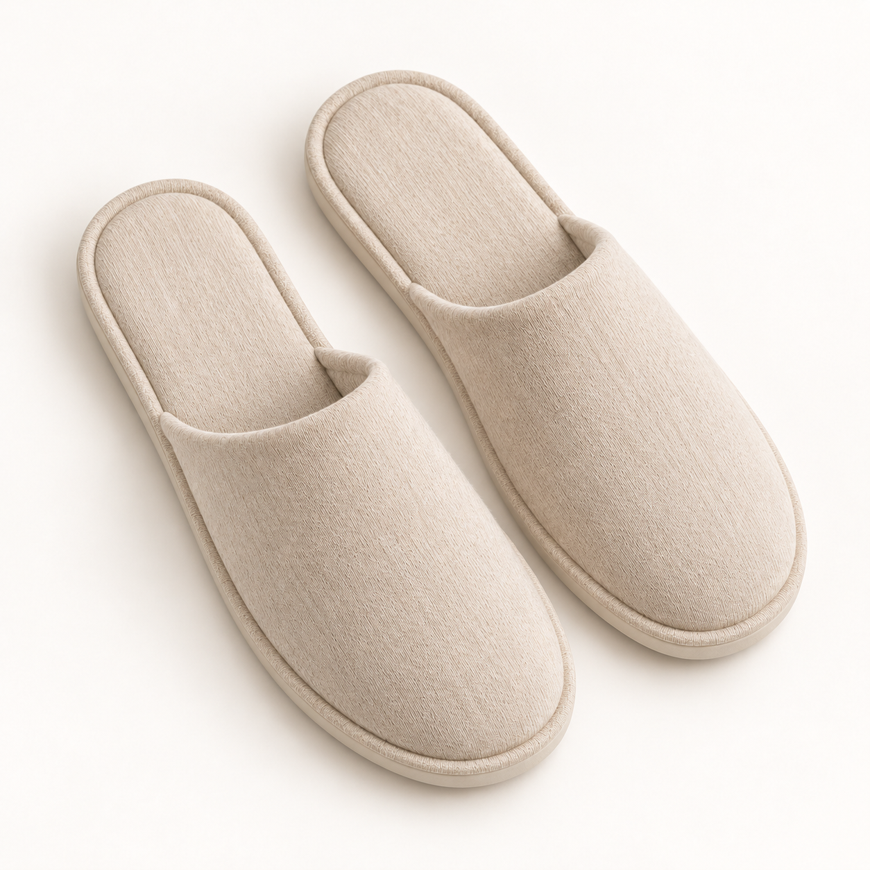 Bamboo Nest Closed-Toe Slipper — overhead