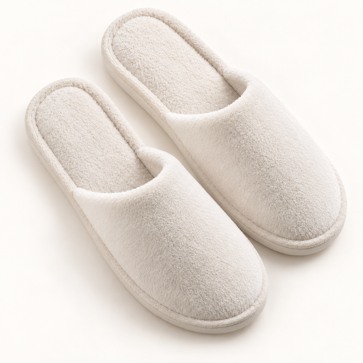 Plant-Based Plush Closed-Toe Slipper — footbed