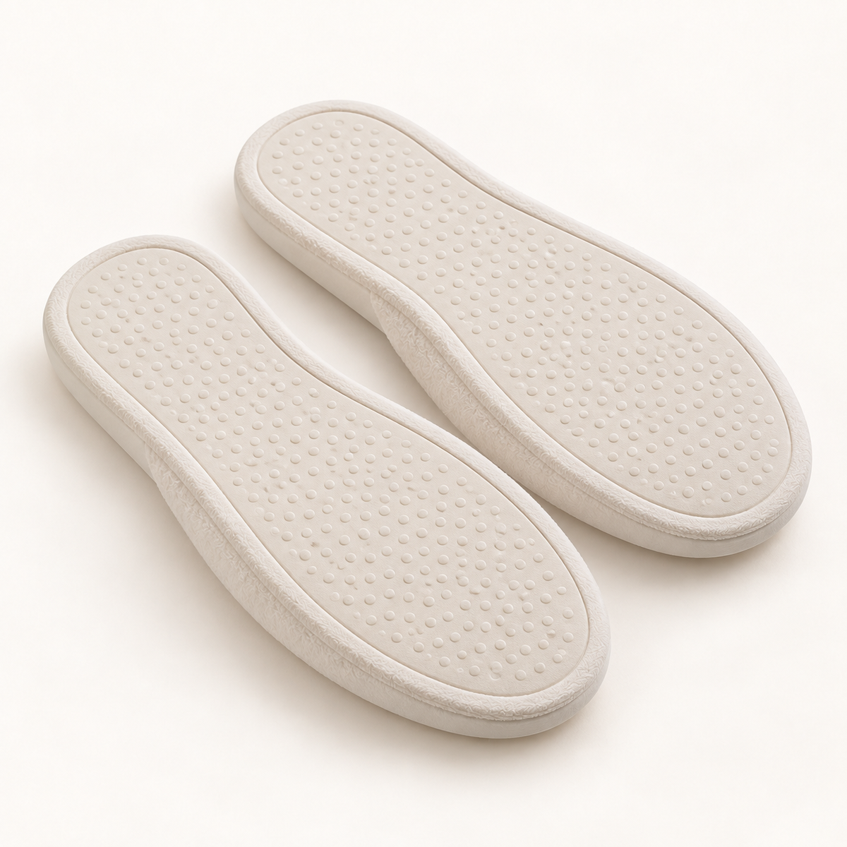 Plant-Based Plush Closed-Toe Slipper — sole