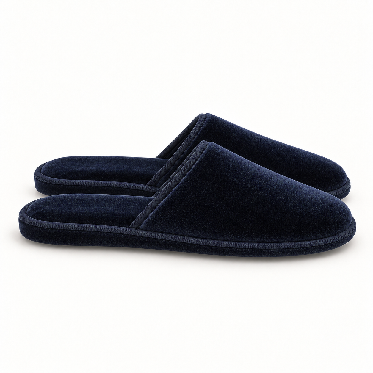 Nocturne Velvet Closed-Toe Slipper — profile